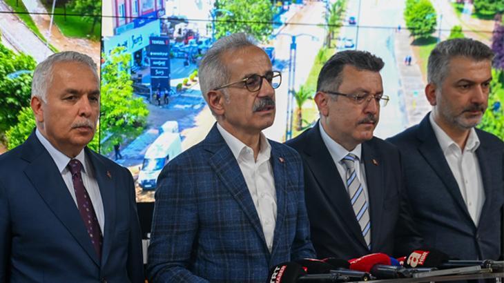 Bakan Uraloğlu sel felaketinin yaşandığı Trabzon'da: 'Çalışmalarımız devam ediyor'