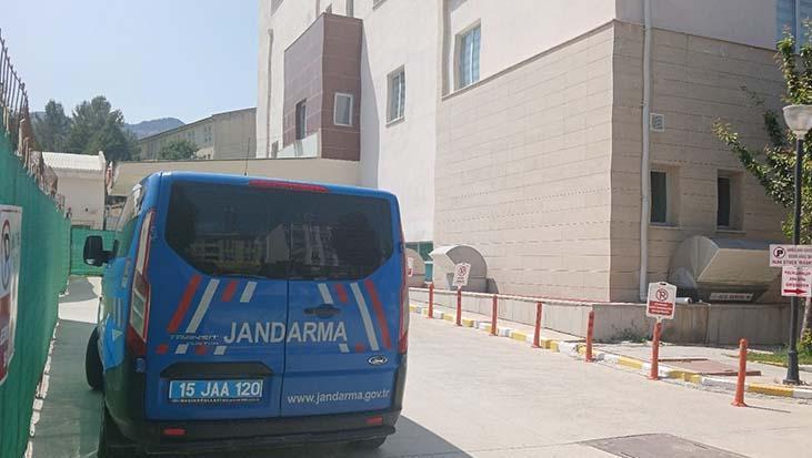 Feci kaza: Kıyma makinesine elini kaptıran genç kız ağır yaralandı
