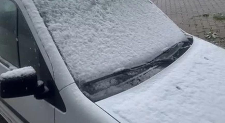 Mayıs ortasında kar sürprizi! Şehir beyaza büründü