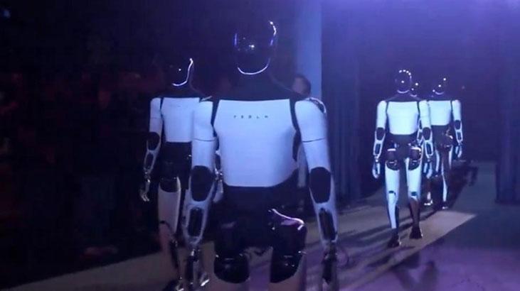 Tesla'nın insansı robot projesi Optimus’un başındaki isim şirketten ayrılıyor